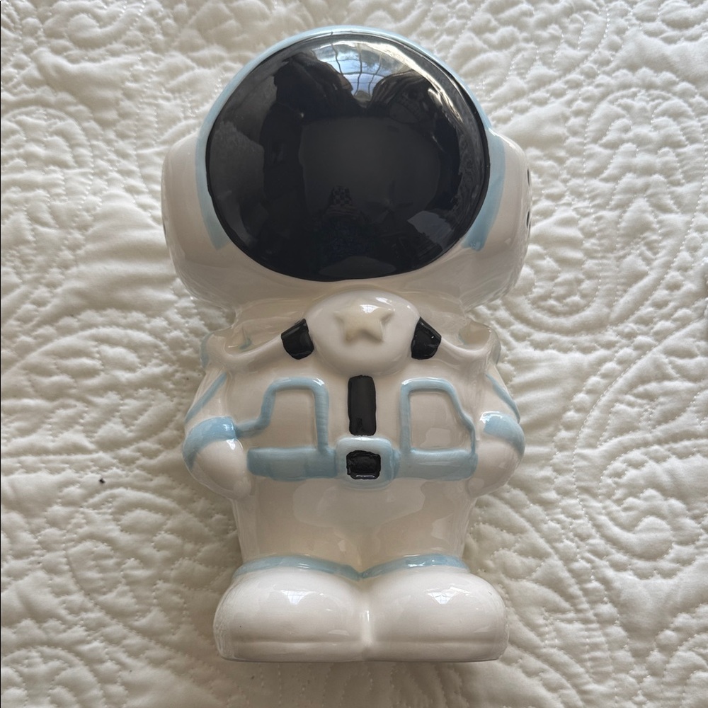 Astronaut Ceramic Bank